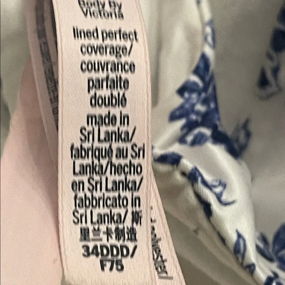 Victoria's Secret Lined Perfect Coverage bra with a blue white floral
